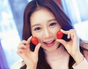 IMiss爱蜜社 - Evon陈赞之的私拍游乐场：美足合集，来啊，快来踩我！