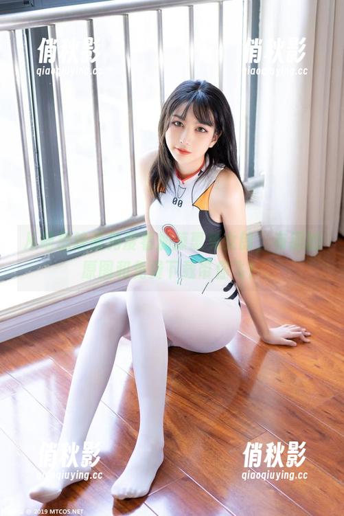 从喵糖映画角度看加藤惠兔女郎，有趣的原图和免费下载带你飞！