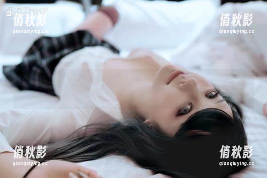 Machi马吉黑丝，我想说，谁不想把这种迷幻的美图当做生活的壁纸呢？