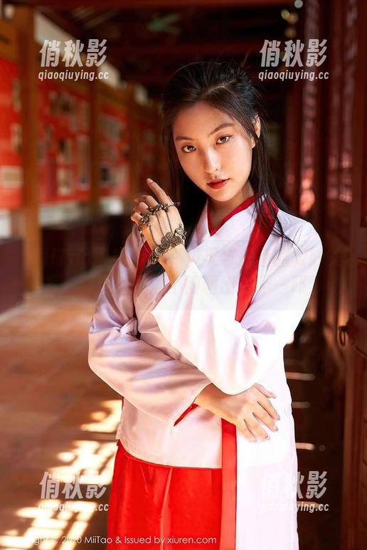 MiiTao蜜桃社 - 韩贝贝与白色的微妙关系，精选美图恨不得晒出去吓一吓！
