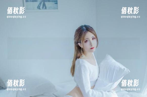 Sakiiii翎柒 这些高跟鞋图包,Sakiiii翎柒的选择和你想的不太一样,精选流行风?来瞧瞧!