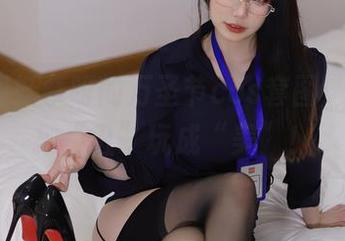 Tina很妖孽呀的万圣节cos套图，最怕她把“丑”玩成“美”！