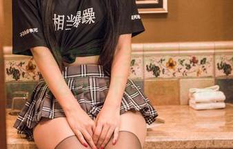 TouTiao头条女神 - 当张梦艺化身秘书，美图大公开，不打烊的风情！