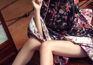 TouTiao头条女神 - 李丽莎学姐的图片大放送，集合了一整年的青春回忆！
