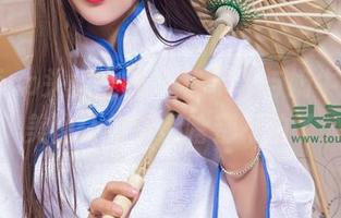 TouTiao头条女神 - 穆菲菲与奶牛，高清美图让你觉得啥都不怕了