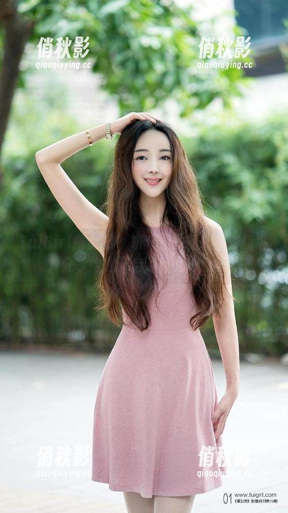TuiGirl推女郎 - 胡允儿的最新美脚钥匙，分享给你开启了什么心门吗？