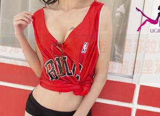 UGirls尤果网 - 原图直击，曼苏拉娜姐姐用私拍把我全身的血都往脑袋里涌！