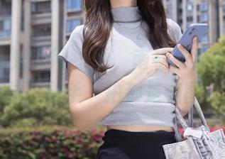 Xiuren秀人网 - 看，南初妹妹的校园私拍，随手一拍都是美图。