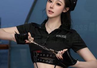 Xiuren秀人网 - 果然安妮Tess最懂如何让比基尼更新成焦点！