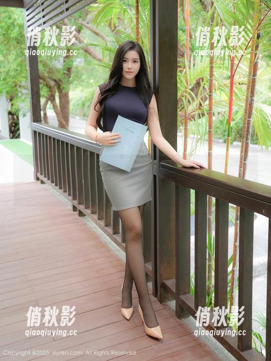 Xiuren秀人网 - 高清资源来袭，林杉杉的护士角色真有种想要签个名的冲动。