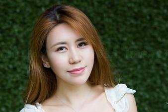 YouWu尤物馆 - FoxYini孟狐狸比基尼合集：脑海中挥之不去的画面
