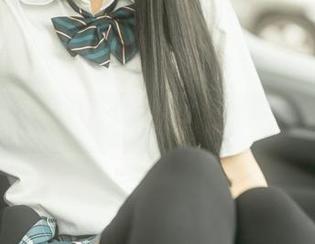 rua阮阮的新图集：比短裤更短的注意力