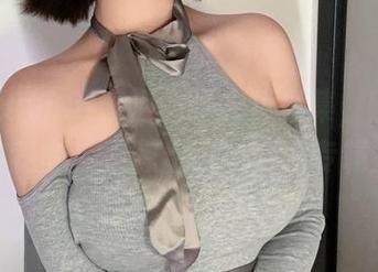 下载yuuhui玉汇的睡衣写真集，刚好能放在我的‘不想出门’心理专辑里！