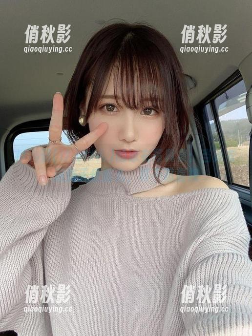 けん研(けんけん)的泳衣写真集：当泳衣遇到天使面孔，真不忍直视