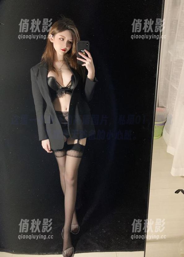 这组一小央泽的高清图片，私摄01，融化了我毫无防备的小心脏。