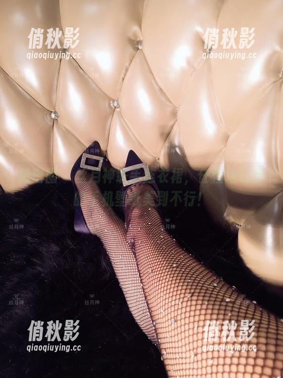 微密圈 - 丝月神联手连衣裙，任性地让你的手机壁纸美到不行！