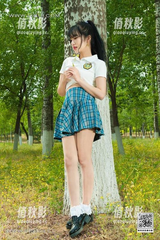 丽柜 - 黑丝与xilly，绝妙组合产生的美图，一定得好好欣赏啊！