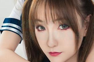 丽柜 - 谁说免费美图不值得一看？子晴的夏天正好推翻这种观点。