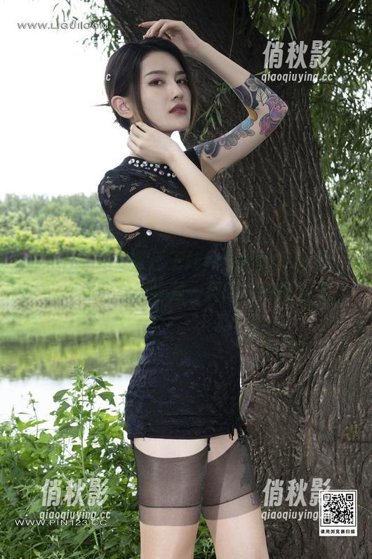 丽柜ligui - 来看王炜炜的黑丝写真集，或许你会觉得这是一种新开放的默契
