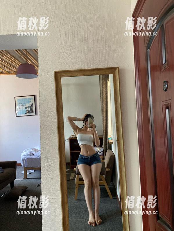 微密圈 - 你文茜说，学妹写真不只是定制，更是一种随性流露的美。