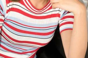 克拉女神 - 宋黛的私房美腿原图，随便一瞥都让人想多了吧？
