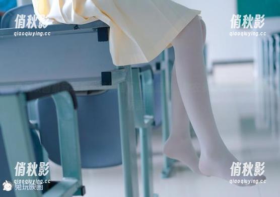 兔玩映画最新写真：蓝旗袍下的玉藻前，穿衣多变比变色龙还厉害！