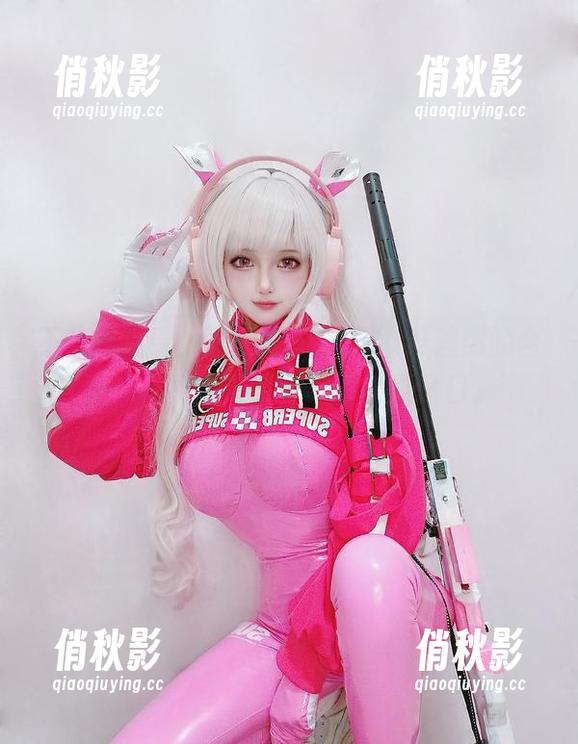 不止是观看，凛子酱和Lolita泰迪熊的合集，真能带来不一样的心灵窗口。