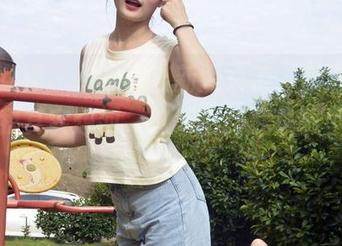 初夏女神 - 点点又出新图集了，跟潮流风，但我其实想问，这潮流到底是哪里来的？