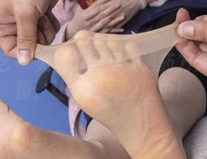 南国足艺 - 美妮的网盘快递药方：肉丝美脚，让你舔屏的理由！