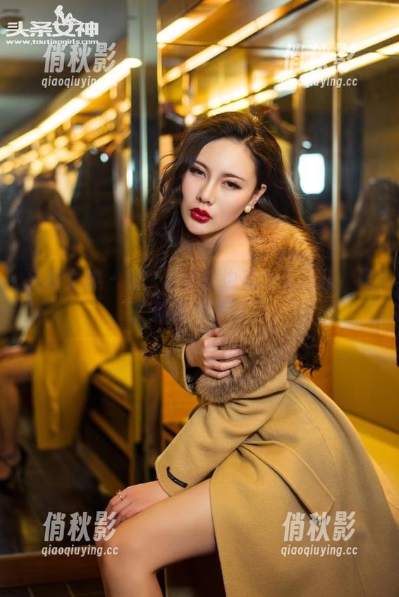 头条女神-小小鱼 头条女神 - 看,小小鱼也有女王范儿,最新图片更新