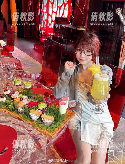 宝儿mysterial又来啦，裤里丝写真等你下载！快别犹豫了
