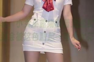 图片分享：小女巫露娜的普通镭射紫，没想到会被这色激起一些小火花。