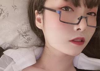 绝非普通，黑丝与小泉学姐吖，作品中的微妙
