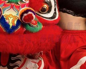 尤果网 - 有点夸张！球球的最新“尤画情人”套图，画风真挑剔。