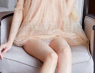 尤蜜荟 - 合法萝莉私拍：萌妹子套图，感觉脑袋都要晕了！