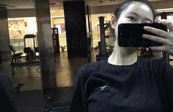 微密圈 - 左公子666和她的女王套图，都是免费的，快来按需取用！