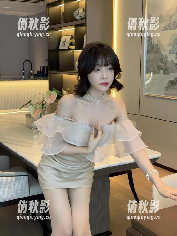 微密圈 - 徐莉芝旗袍套图，默默感叹这也是种气质