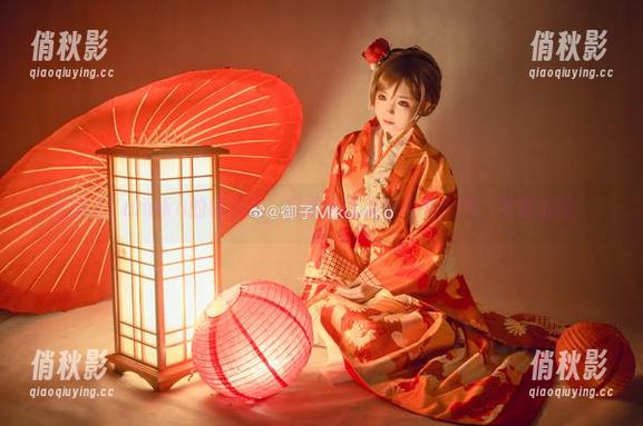 御子Yumiko 在御子Yumiko的镜头下,口罩也可以这么有个性,没在怕的!