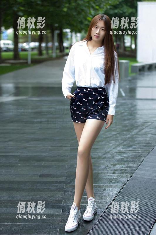推女郎 - 夏天的风，王李丹尼的小秘密，想看原图吗？高清得冒泡！