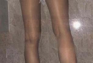 微密圈 - 不一样的微信朋友圈，从“无敌哒小姨妈”的写真开始，稳赢下载率！