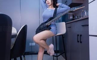 暧昧的网袜私拍，无颜小天使wy又来撩人了