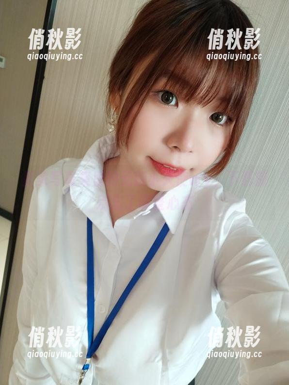 居家写真集里的无颜小天使wy，下载前别忘了调整心态