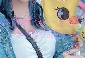 月城委员会黑暗修女——这照片让我想起了某种禁忌的童话？
