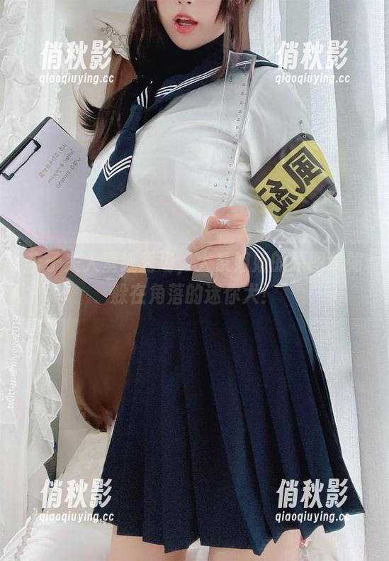 杏子夫人壁纸秀场，犬系姐姐的原图犹如躲在角落的迷你犬！