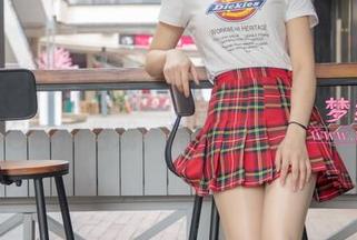 梦丝女神 - 乔儿的无圣光套图：肤色与黑色的情侣戏，完全不怕变调！
