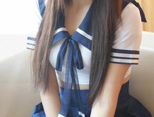 模范学院 - 当SiByl李思宁穿上制服，网盘里多了点妩媚，想不下载都难！