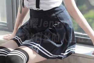 模范学院 - 任莹樱Jenny白丝在线合集，有一个喜欢白丝的人坐在旁边