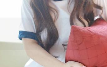 模范学院 - 王梓童Doirs的白裙写真，画像中也许真的有风铃的声音！