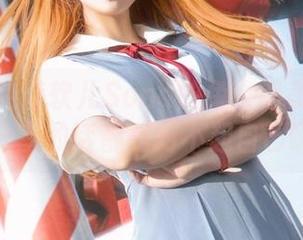谁能拒绝特软儿Sona的兔女郎美图呢？不分享的话都是对不起自己啊！