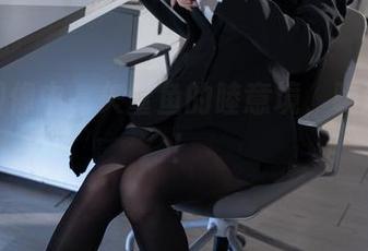 高清图像中，矢量鱼的睦意境，瞧这姿态！